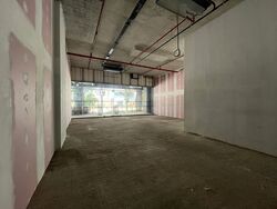  (D7), Retail #444387691
